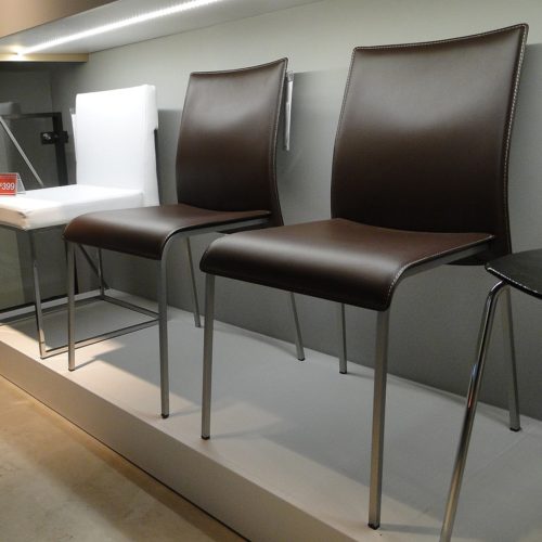 EASY Chairs : Floor Models