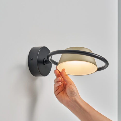 Olo Ring Wall Sconce