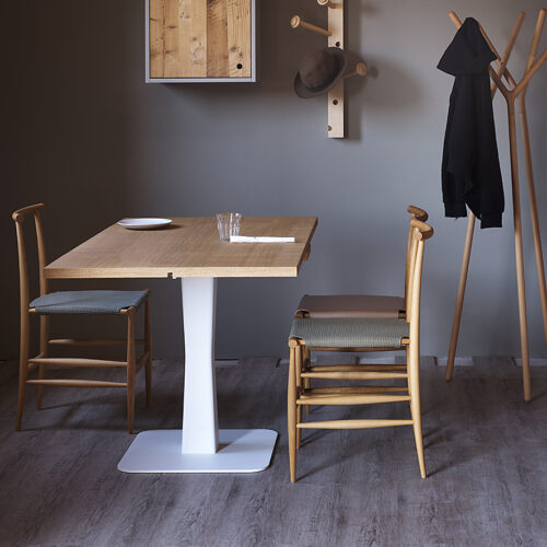 Gualtiero Bistro Table