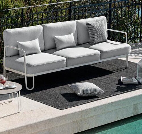 Easy Outdoor Sofa