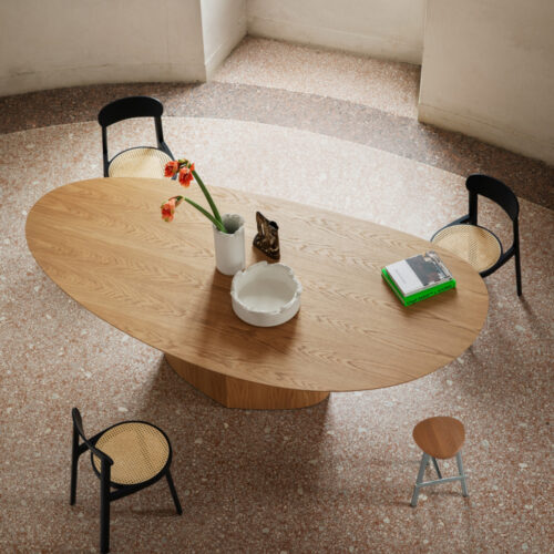 Monoplauto Irregular Table