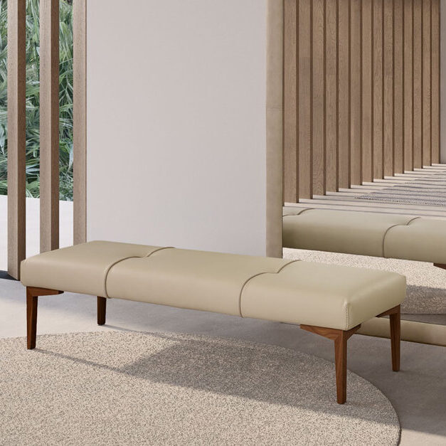 CLUB C022/Canaletto Walnut leg
