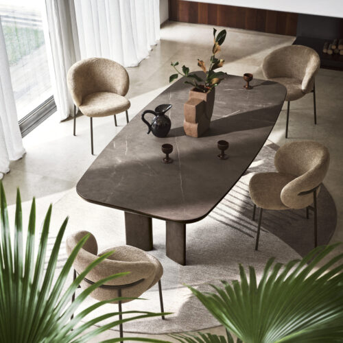 Sandy Fixed Table