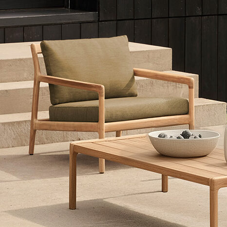 Teak + Green cushion